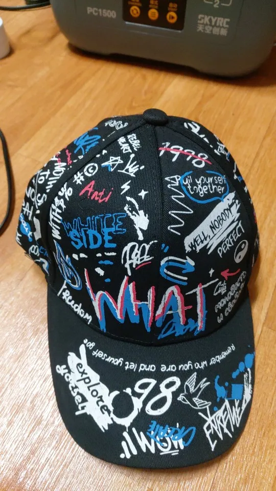 Unisex Letter Printing Snapback Baseball Caps photo review