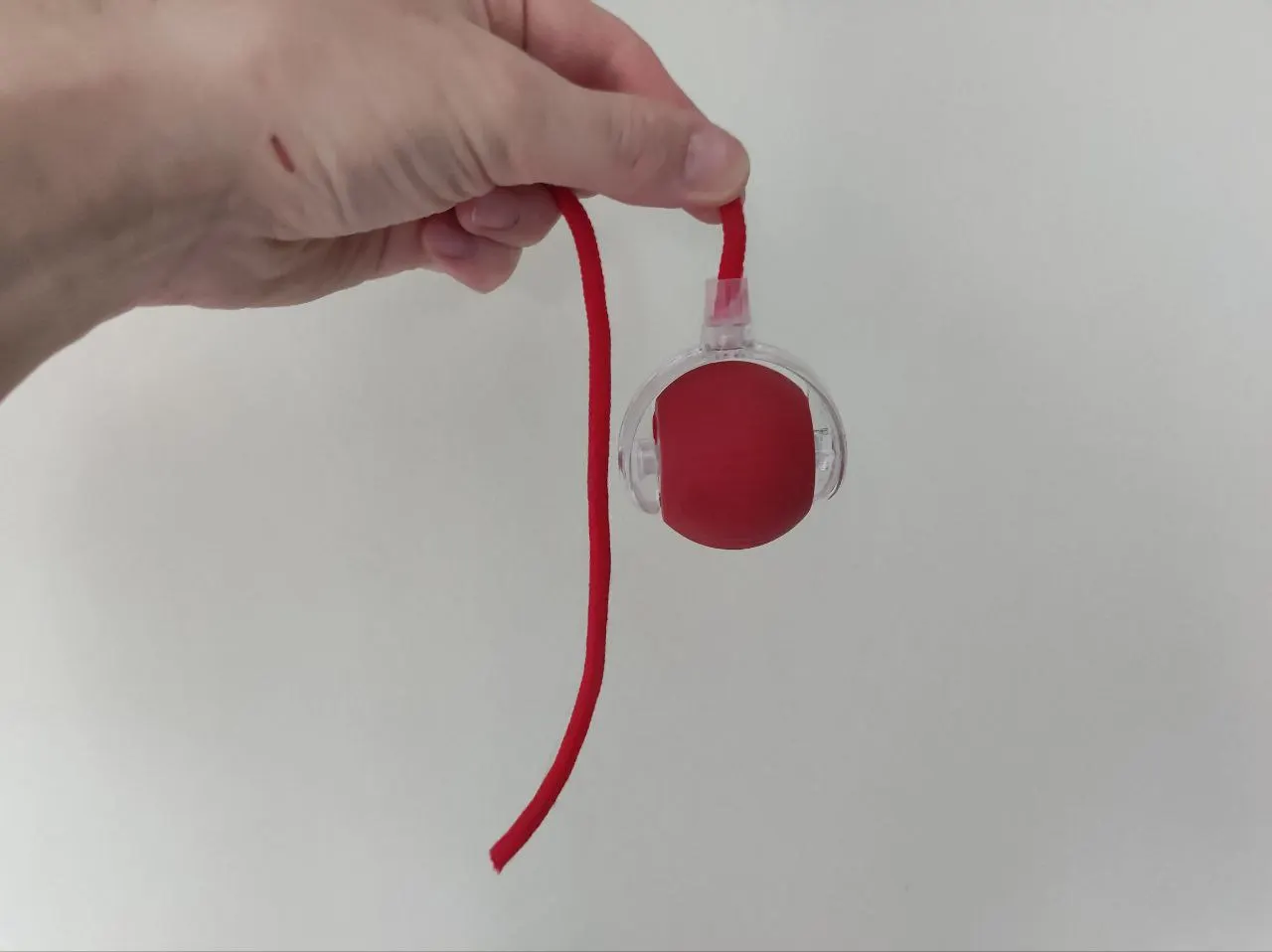 New Cat Interactive Ball Toy Automatic Rolling Ball Faux Tail Rechargeable Smart Pet photo review
