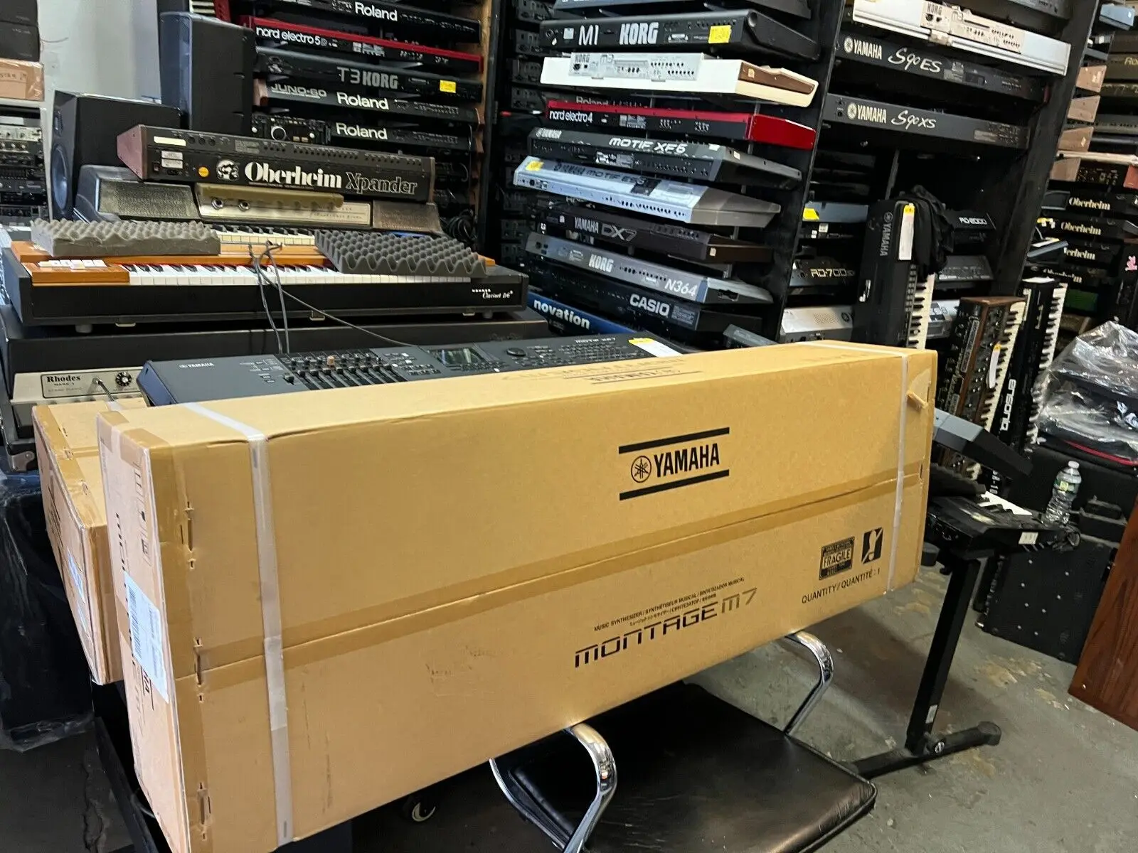 

Горячая Распродажа Yamaha монтаж M7 76-клавиши 16-Voice синтезатор клавиатура в коробке