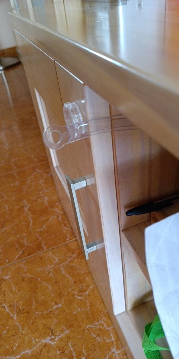 Children's Safety Lock - Protection Lock for Drawers, Cabinets, and Refrigerator Doors photo review