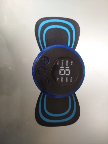 Tragbares EMS Nackenmassagegerät - Muskelstimulator für Nacken- und Rückenschmerzlinderung photo review