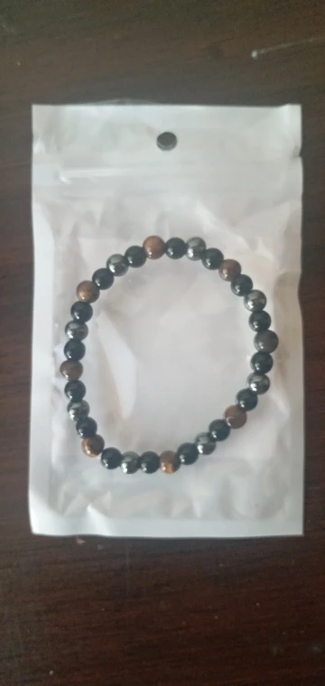 Home 52 Triple Protection Bracelet: Tiger’s Eye, Obsidian & Hematite photo review