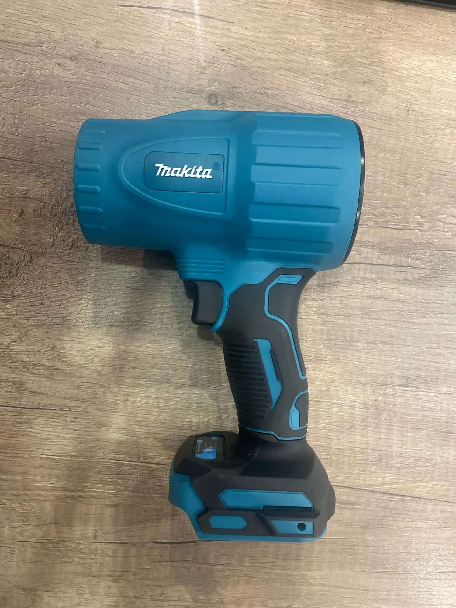 Makita 30000RPM Violent Blower Turbo Jet Fan 18V Electric Air Duster Wind Speed Turbo Rechargeable with Light Car Cleanin Tool photo review