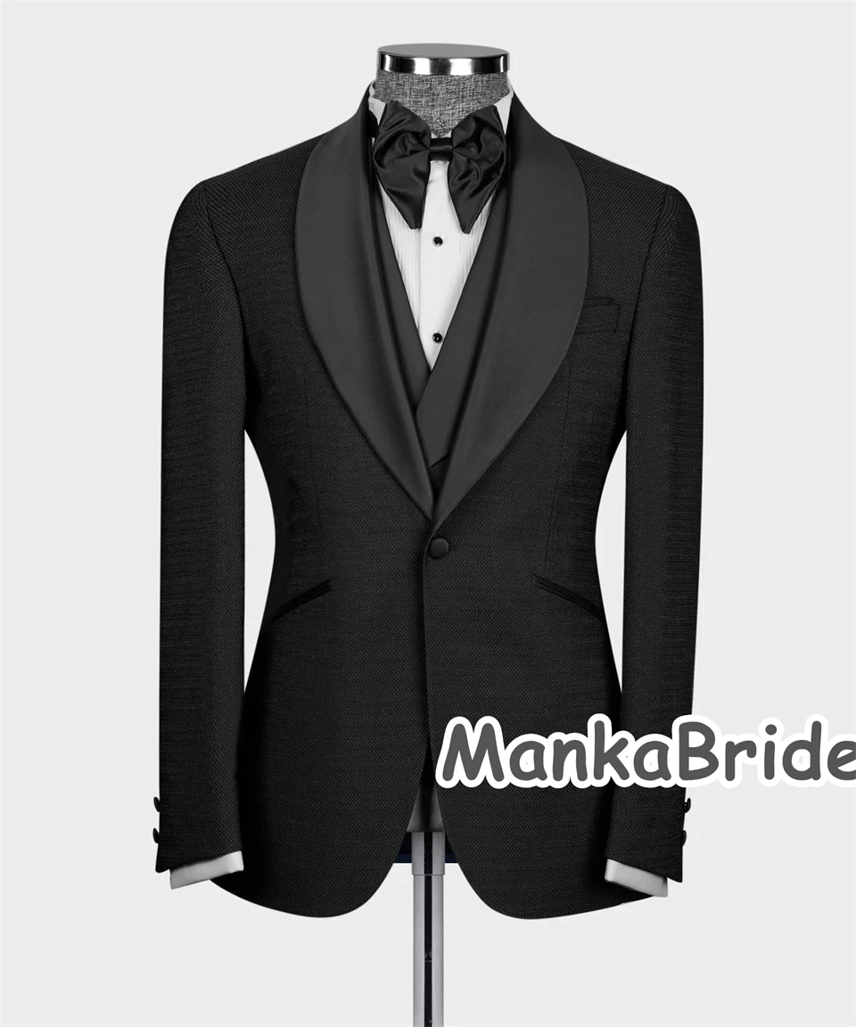 Рисунок 3 - Черный атласный воротник