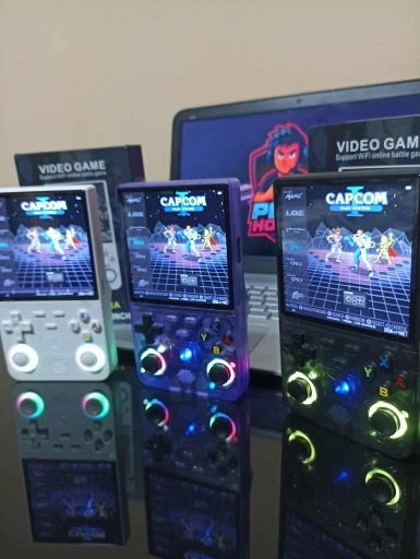 R36 ULTRA photo review