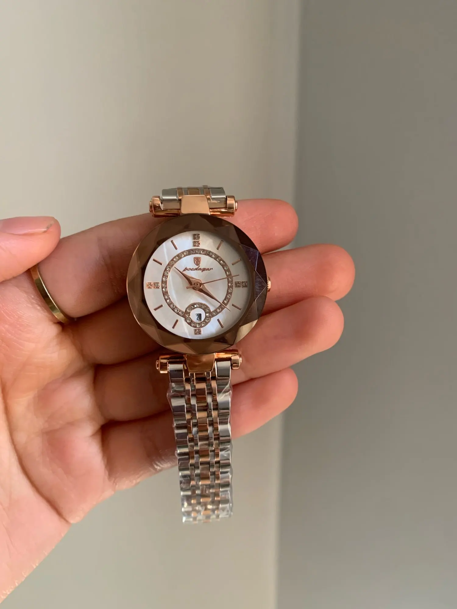 POEDAGAR Luxury Watch For Woman photo review