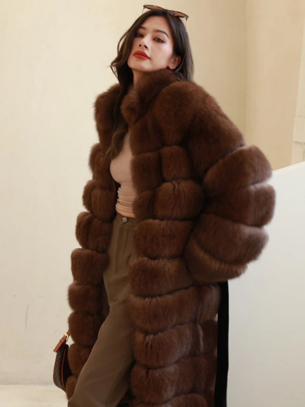 Рисунок 4 - Съемная шуба из натурального Лисьего меха для женщин