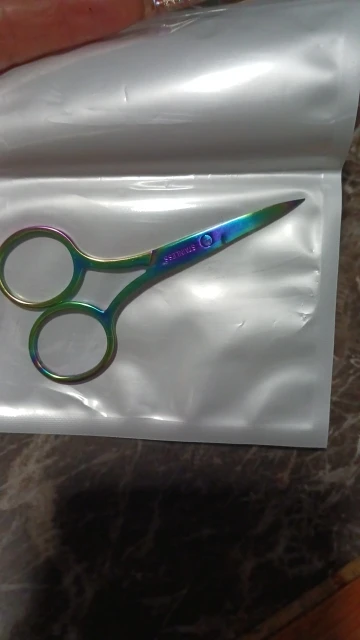 Versatile Beauty Scissor: Nails, Brows, and More photo review