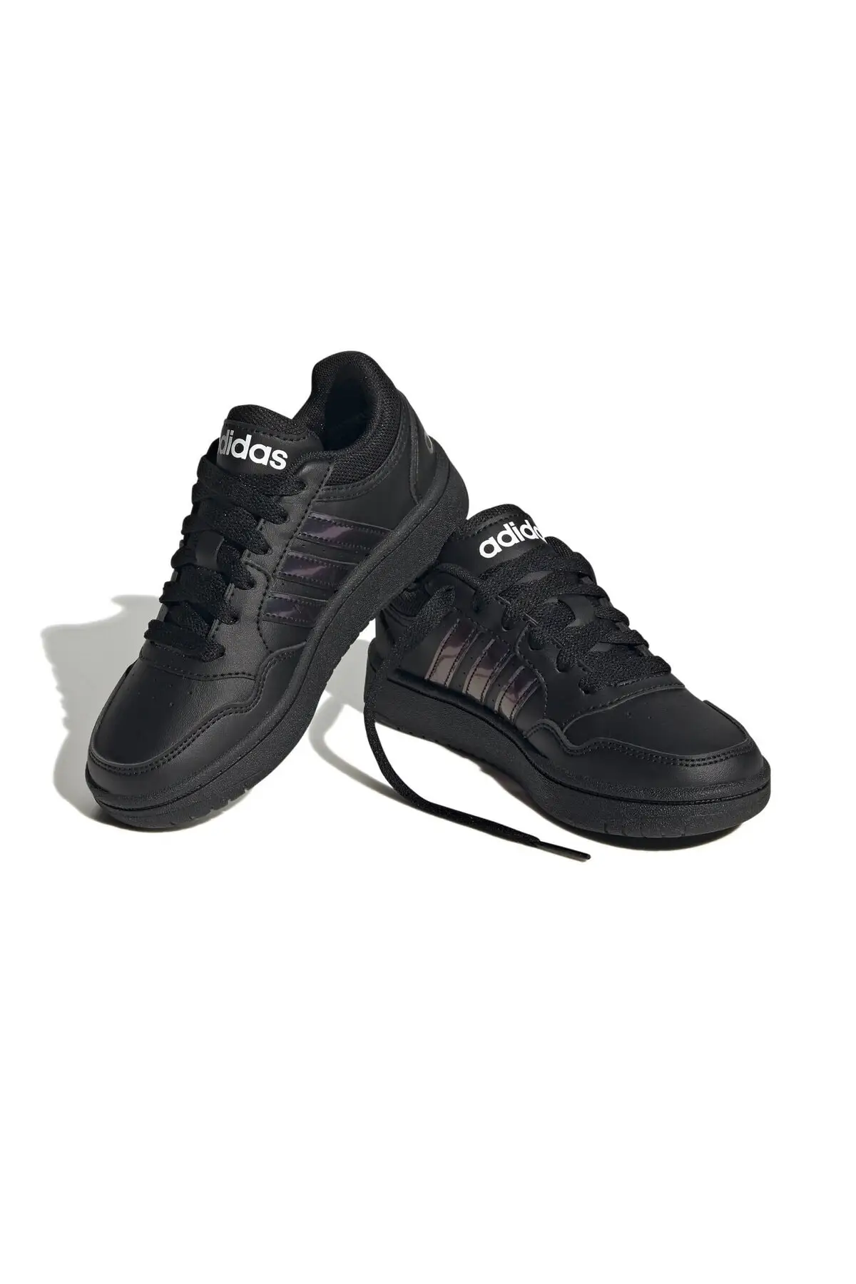 Рисунок 3 - Женская повседневная обувь Adidas Hoops 3