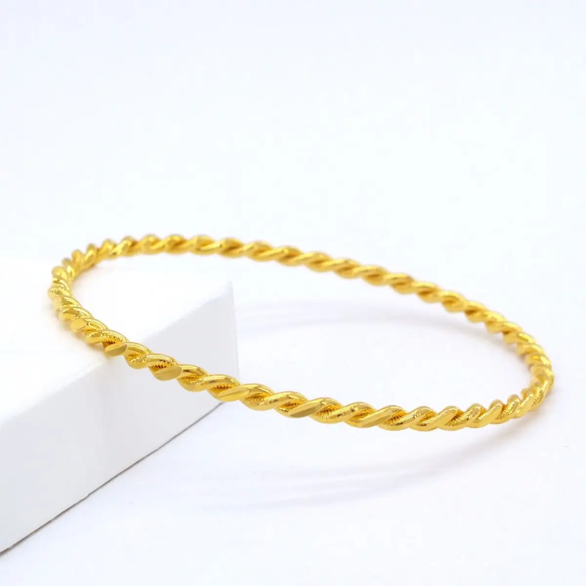 22 karat gold chain bracelet with floral charms – svarnam
