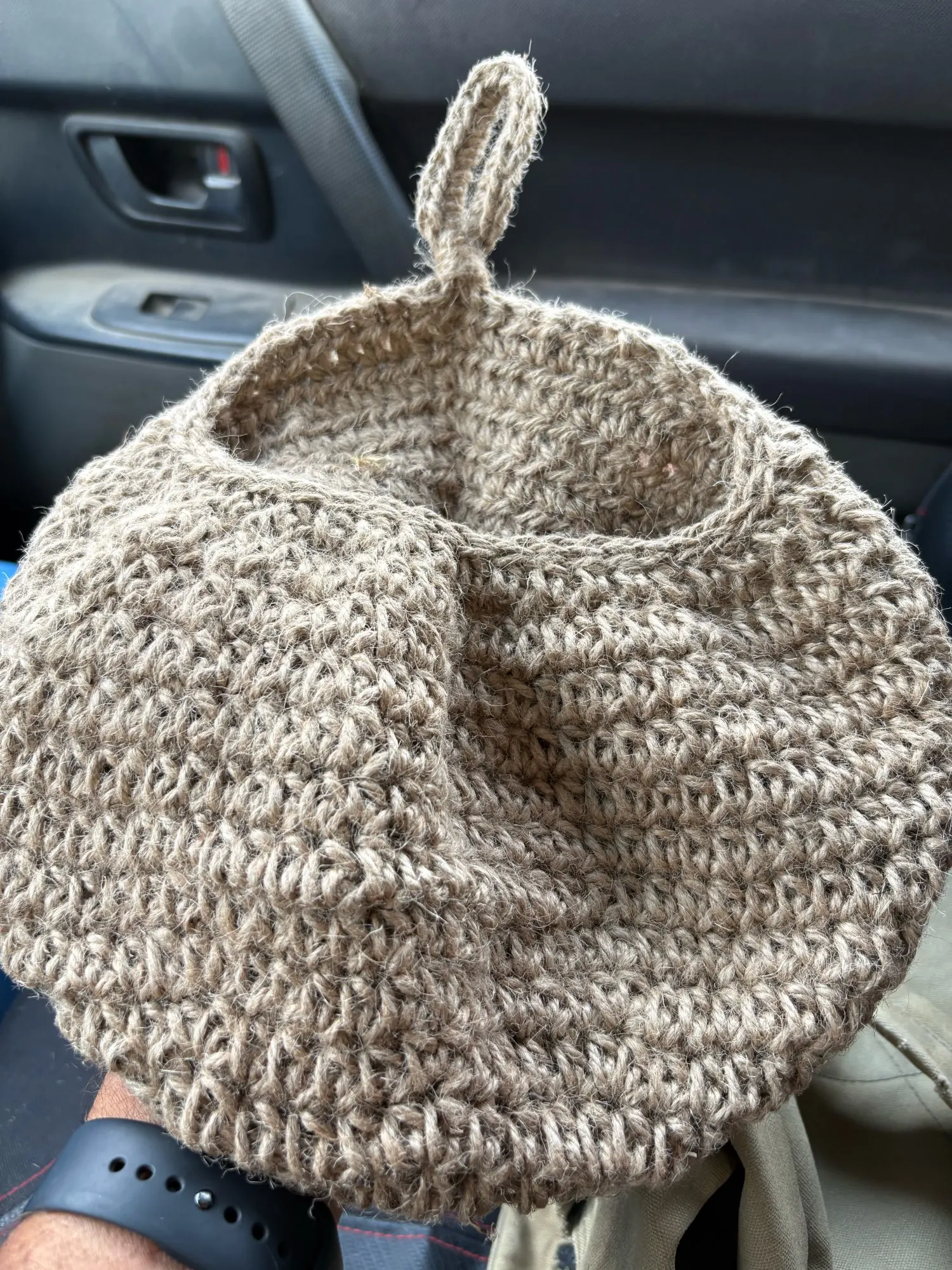 Handwoven Hanging Wall Vegetable Fruit Basket Organizer Container Decor for Kitchen Garden Mount Wall Plant Flower Onion Storage photo review