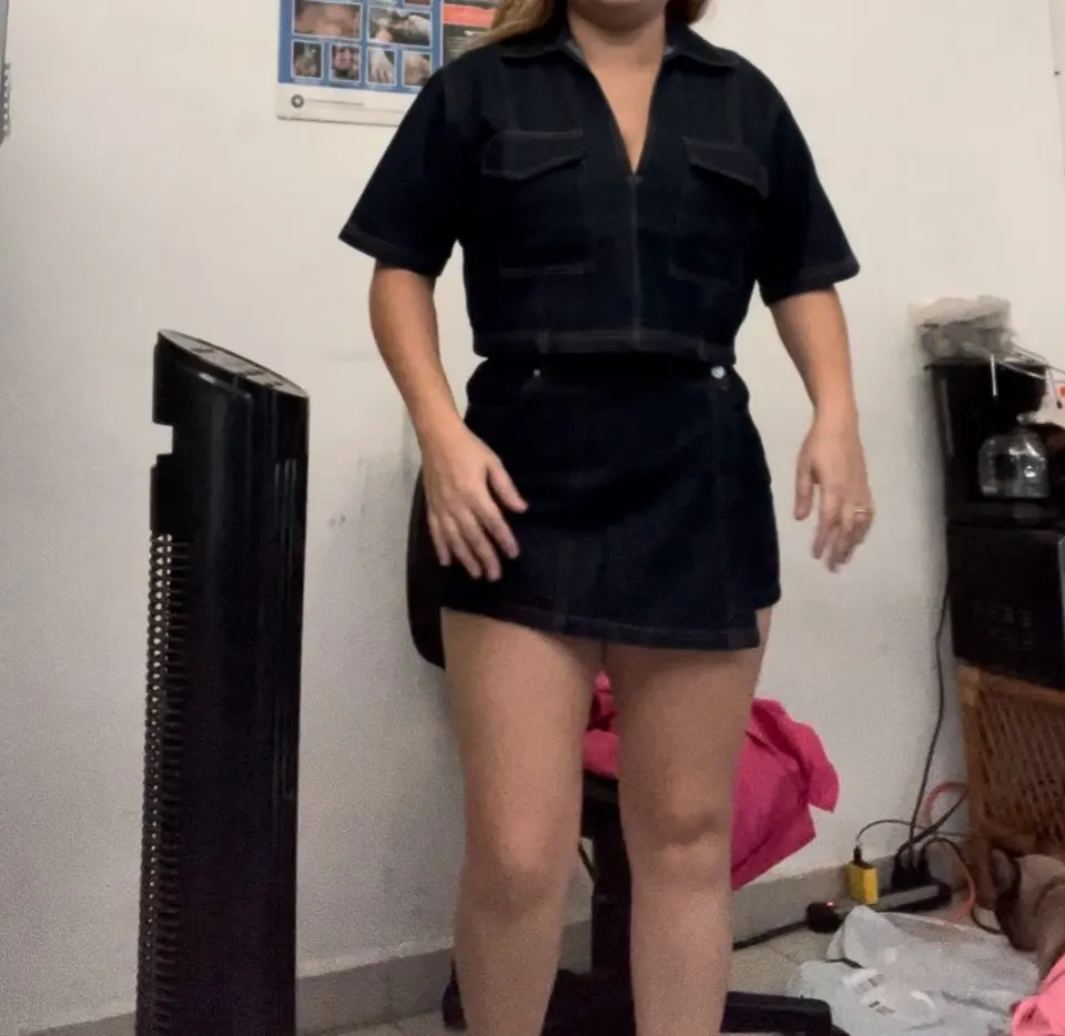 2025 Women's Fashion Flip Pocket Decoration Short Flip Collar Slim fit denim Top + Asymmetric Denim Skirt 2 Piece Set photo review