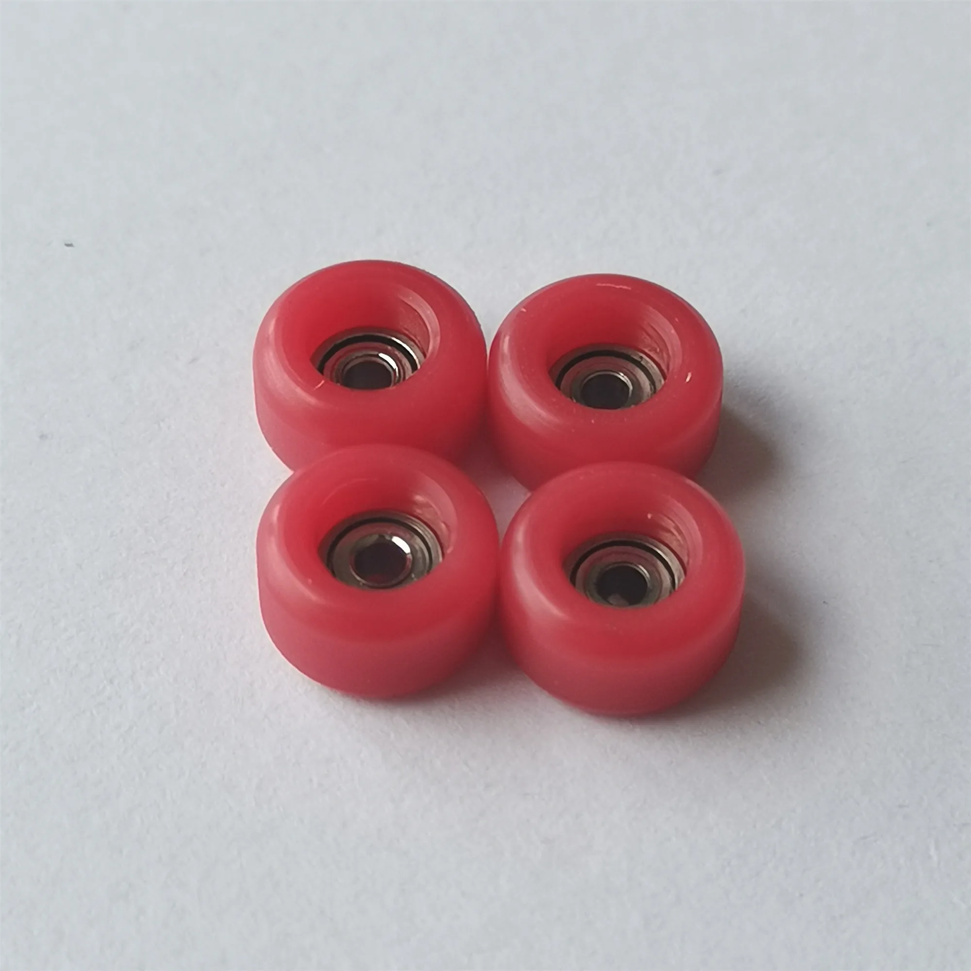 CNC Fingerboard Wheels with High Speed Bearing finger skateboard toys fingerboard set