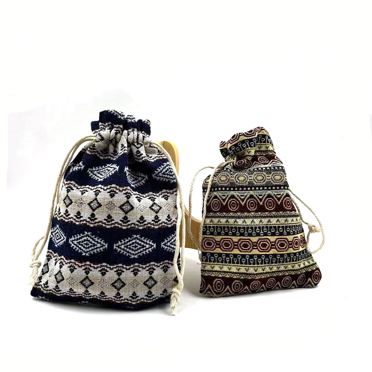

20pcs/lot Printing Ethnic Style Jewelry Packaging Drawstring Gift Bag Sachet Candy Ethnic Travel Purse Cotton Gift Bags