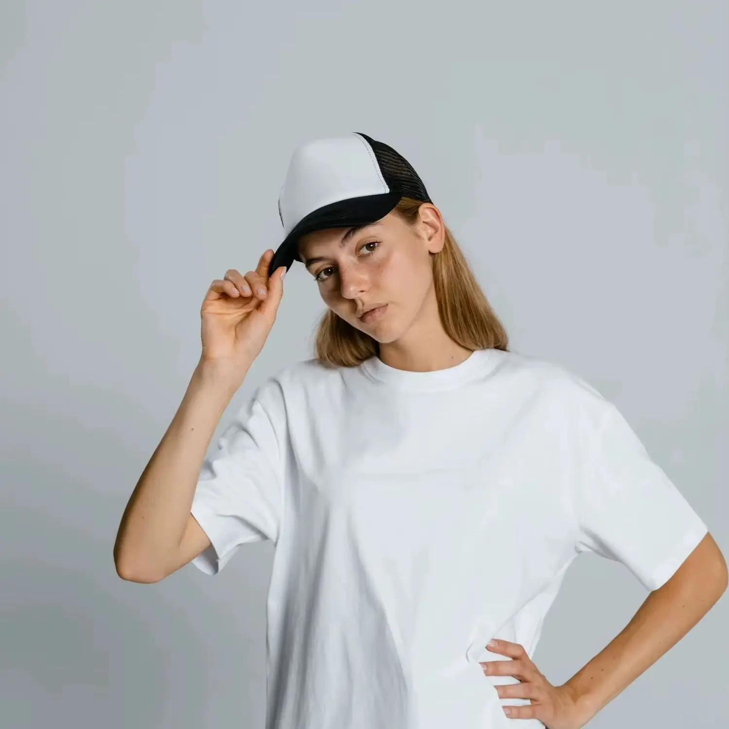 Pack of 18 Trucker Hat Caps 3