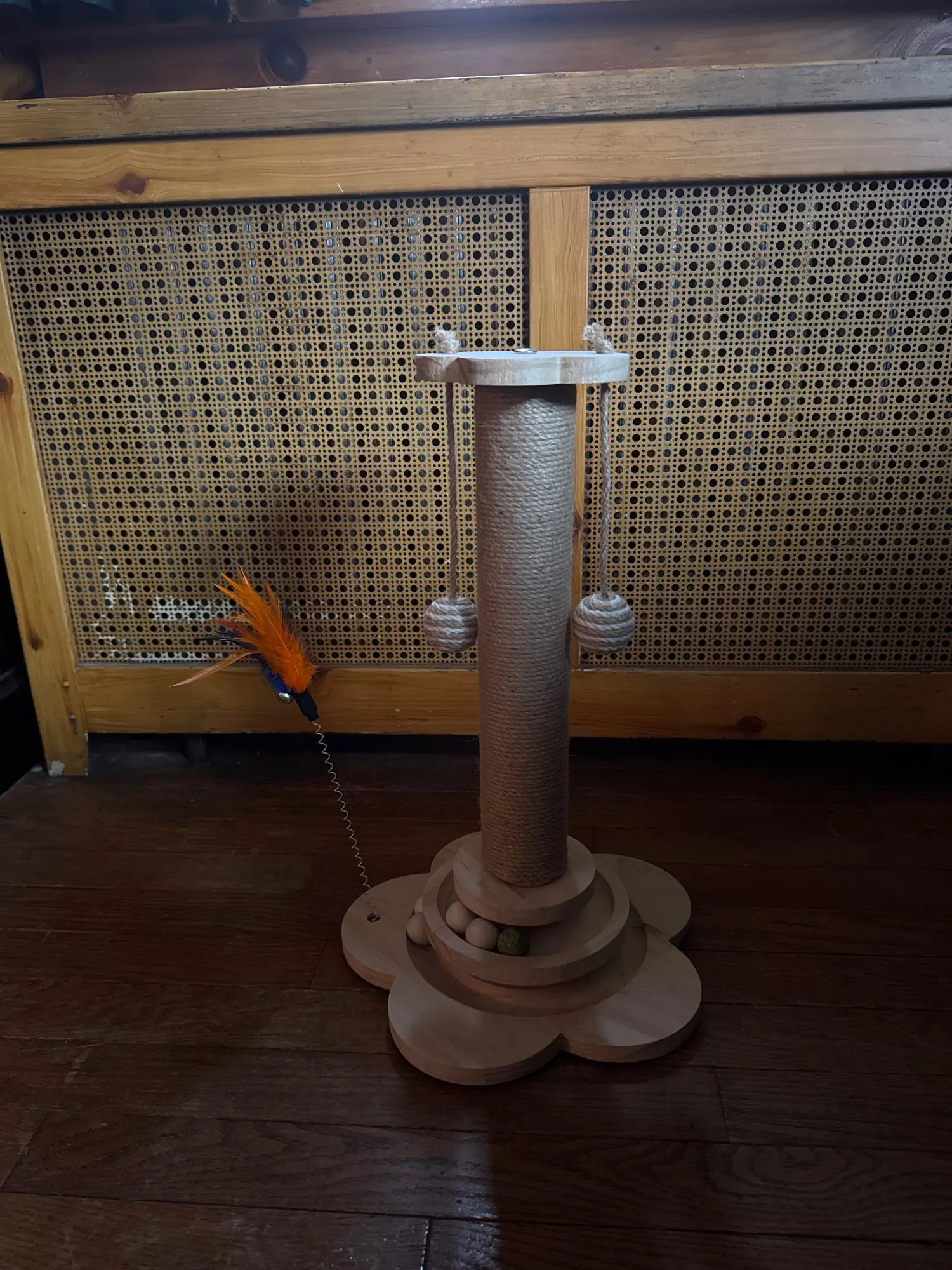 Cat Tower Durable Sisal Scratching Board Tree Pet Cat Toy Solid Wood Cat Turntable Cat Scratching Posts photo review