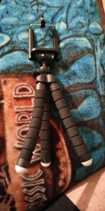 Tripod For Phone Flexible Sponge Octopus Mini Tripod For IPhone Mini Camera Tripod Phone Holder Clip Stand photo review