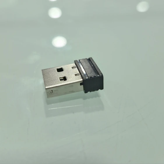 Rechargeable 2.4GHz Bluetooth Silent Gaming Mouse photo review