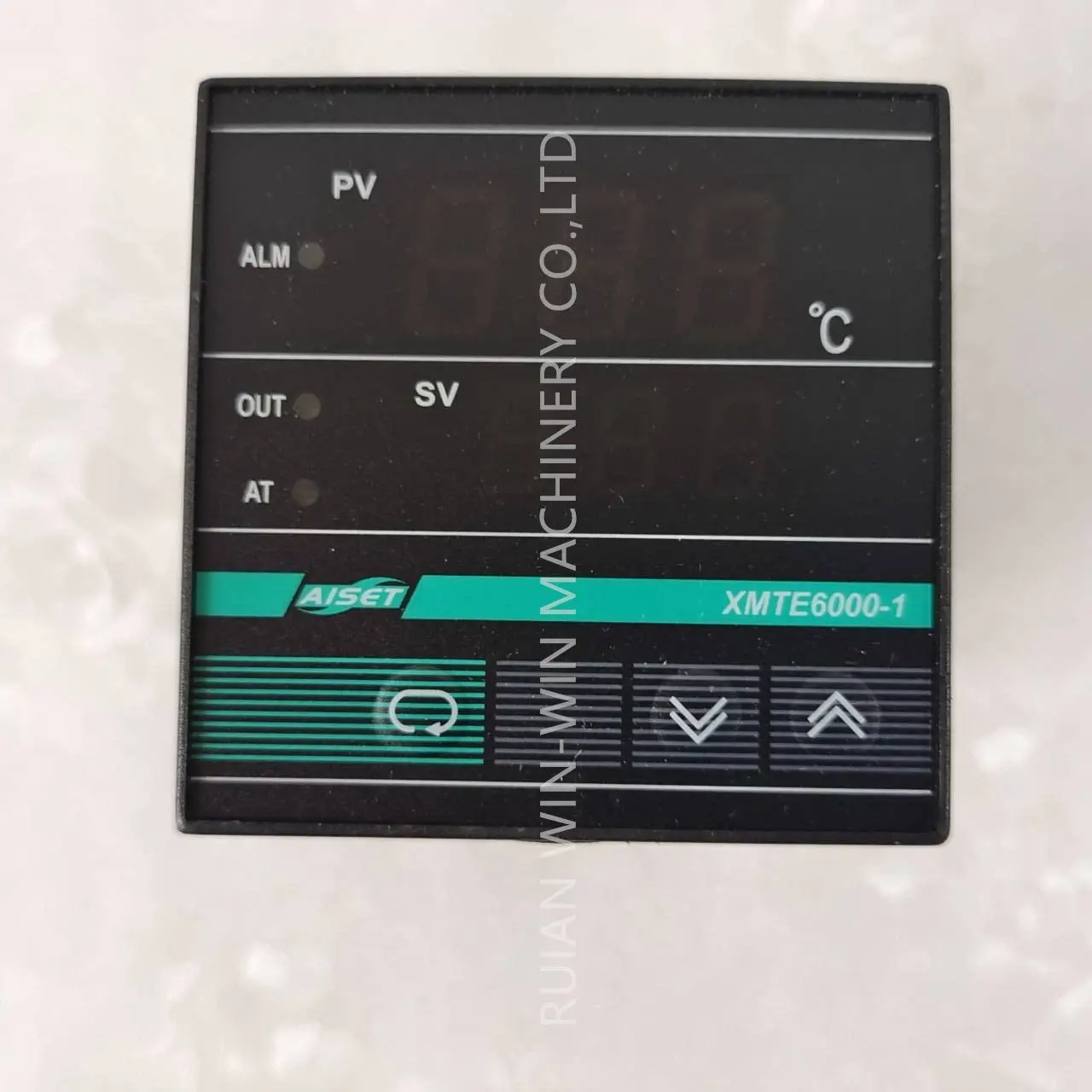 

Цифровой регулятор температуры бренда AISET XMTE-6701M-1-N K