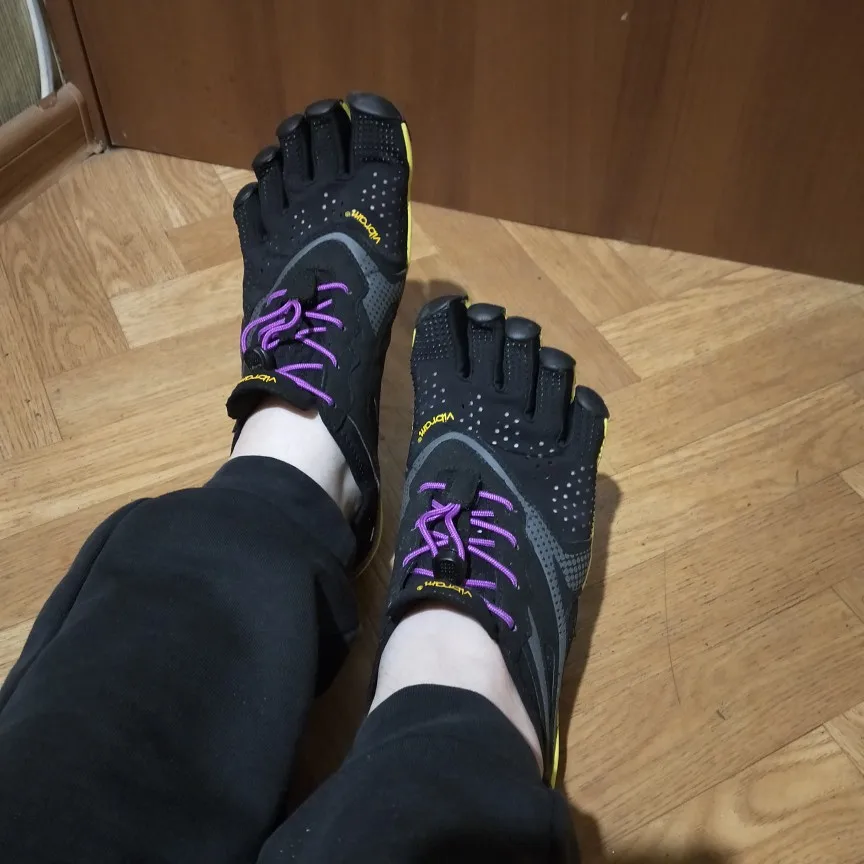 Vibram Fivefingers V-RUN women Outdoor Sports Road Running Shoes Five fingers Breathable Wear resistant Five-toed Sneakers
