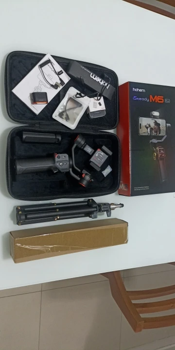 Hohem-iSteady M6 Kit Gimbal for Smartphone photo review