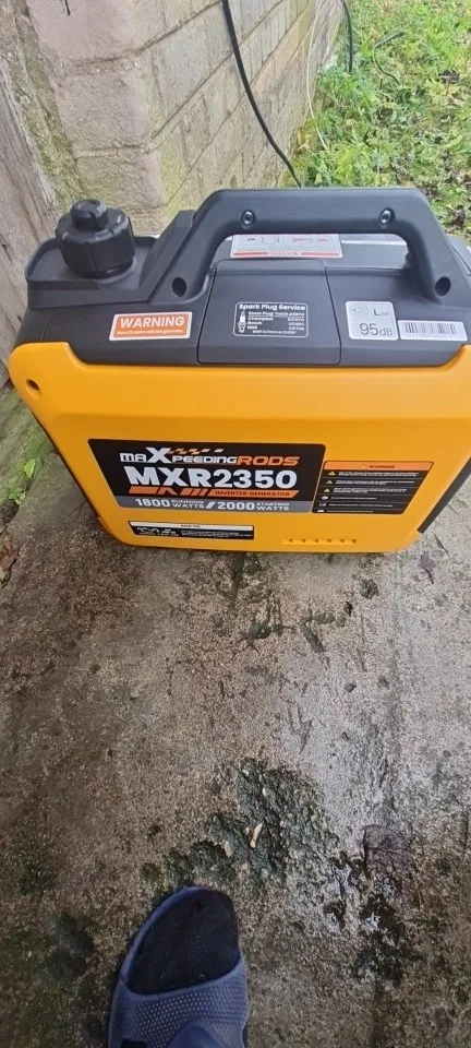 MAXPEEDINGRODS 2000W Inverter Generator Gasoline Portable Generator Silent Camp Portable Power Generator for RV photo review