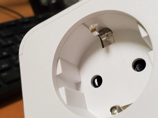PD fast charger travel adapter EU socket divider switch usb QC non-blocking cube photo review