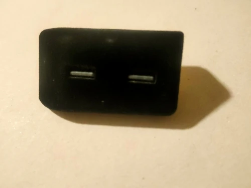 Teslahubs™ Glove Box USB-Hub customer photo