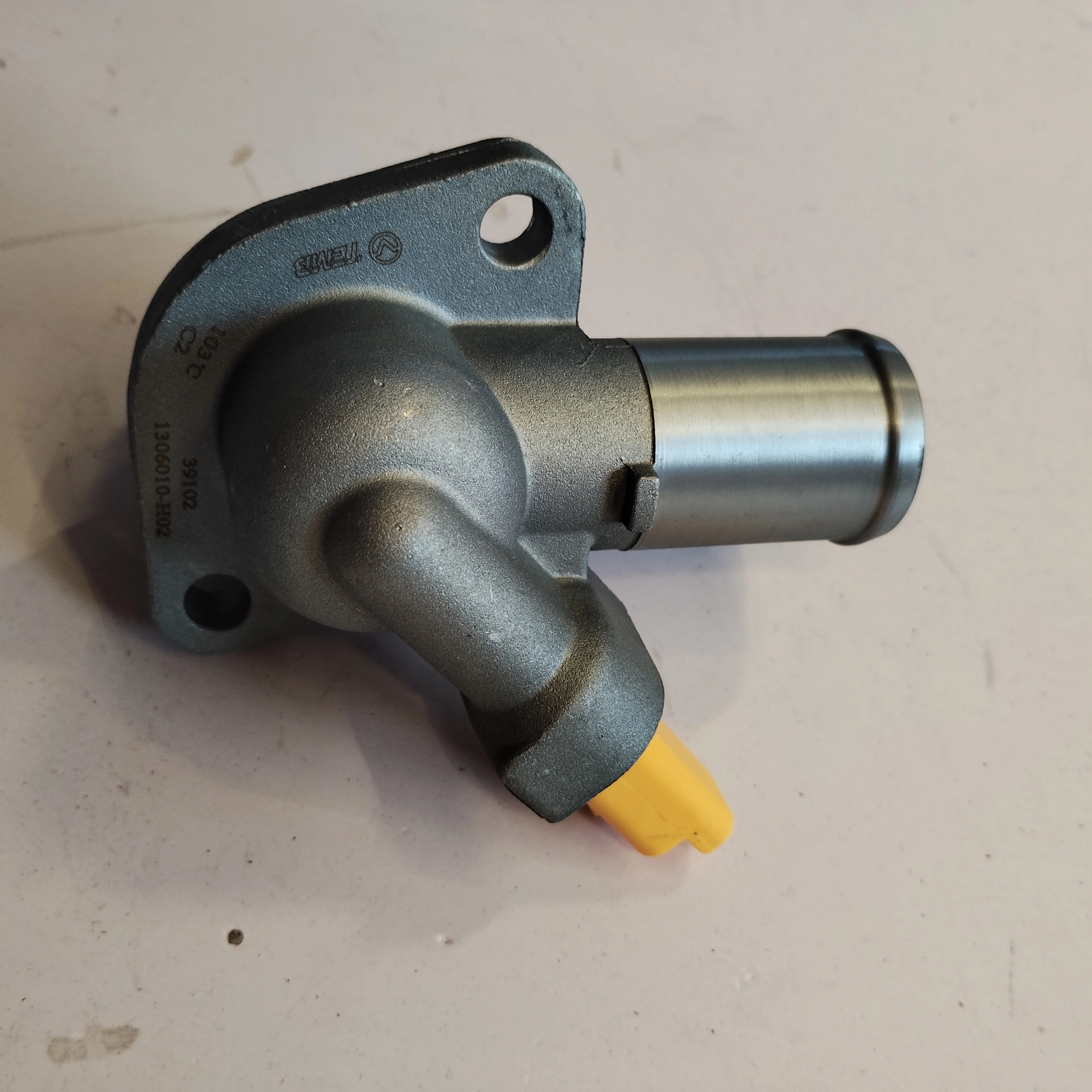 Auto Parts Electronic Thermostat For Changan Chana Eado 1.4T Changan Alsvin 1.4 CS15