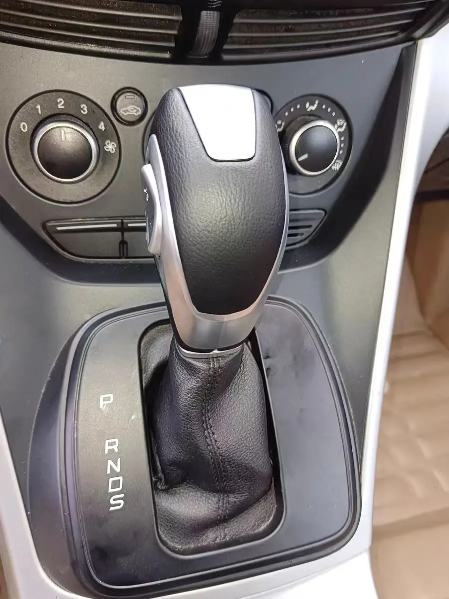 Automatic Transmission Gear Stick Shift Knob Shifter Lever Head For Ford Focus Fiesta Kuga Mondeo Ecosport 2013 2014 2015 2016