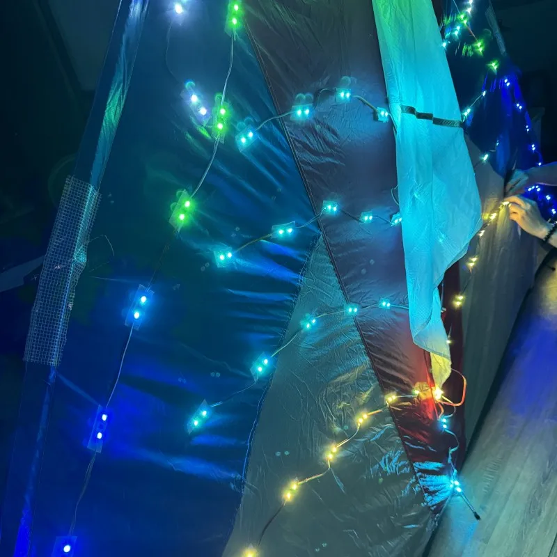 Big LED night delta kite 3SQ. M  Ray tear resistant nylon  and carbon fiber kite frame angle kite with lights with tubing tails 6