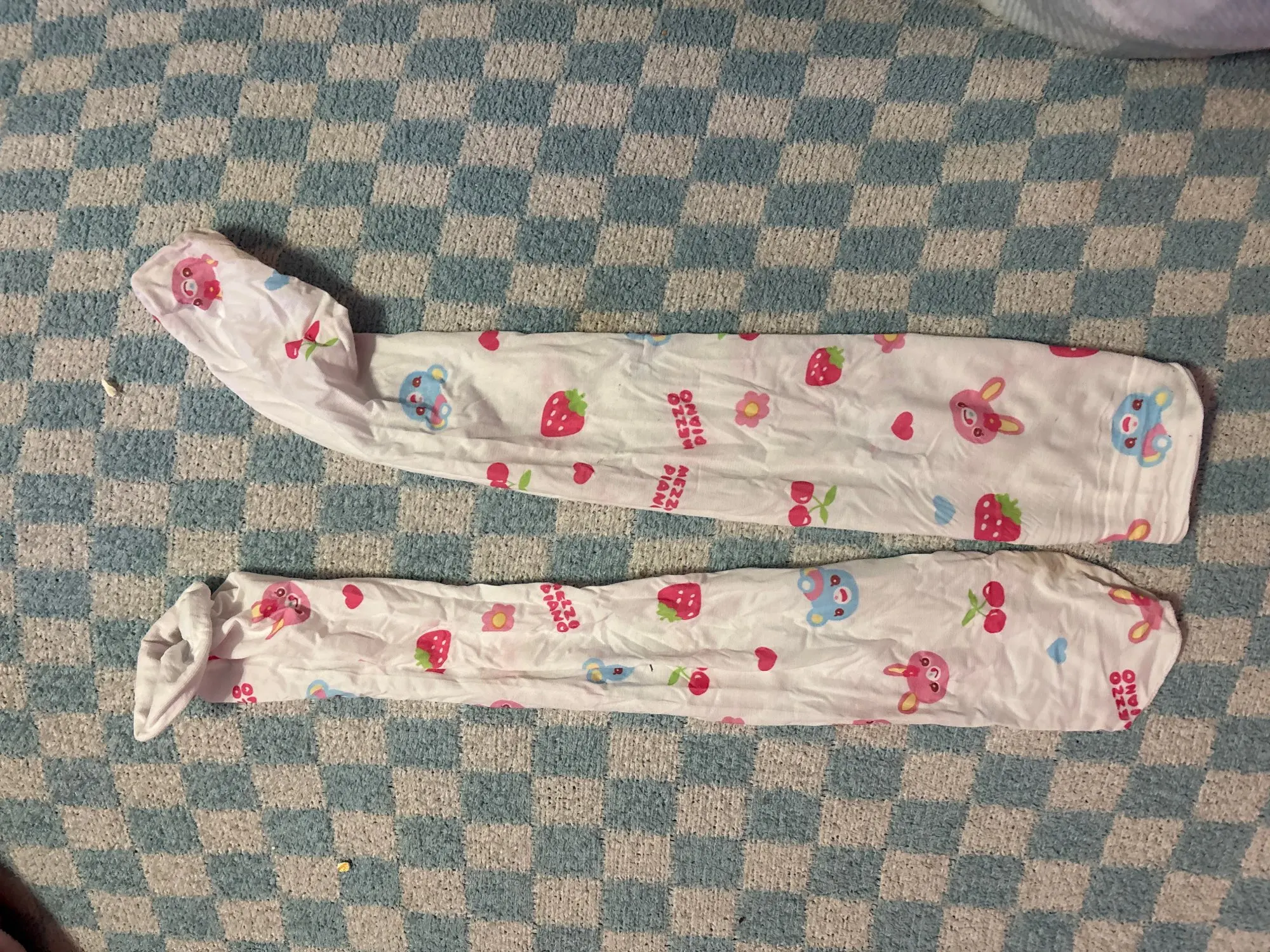 Bunny Strawberry Socks and Sleeves photo review