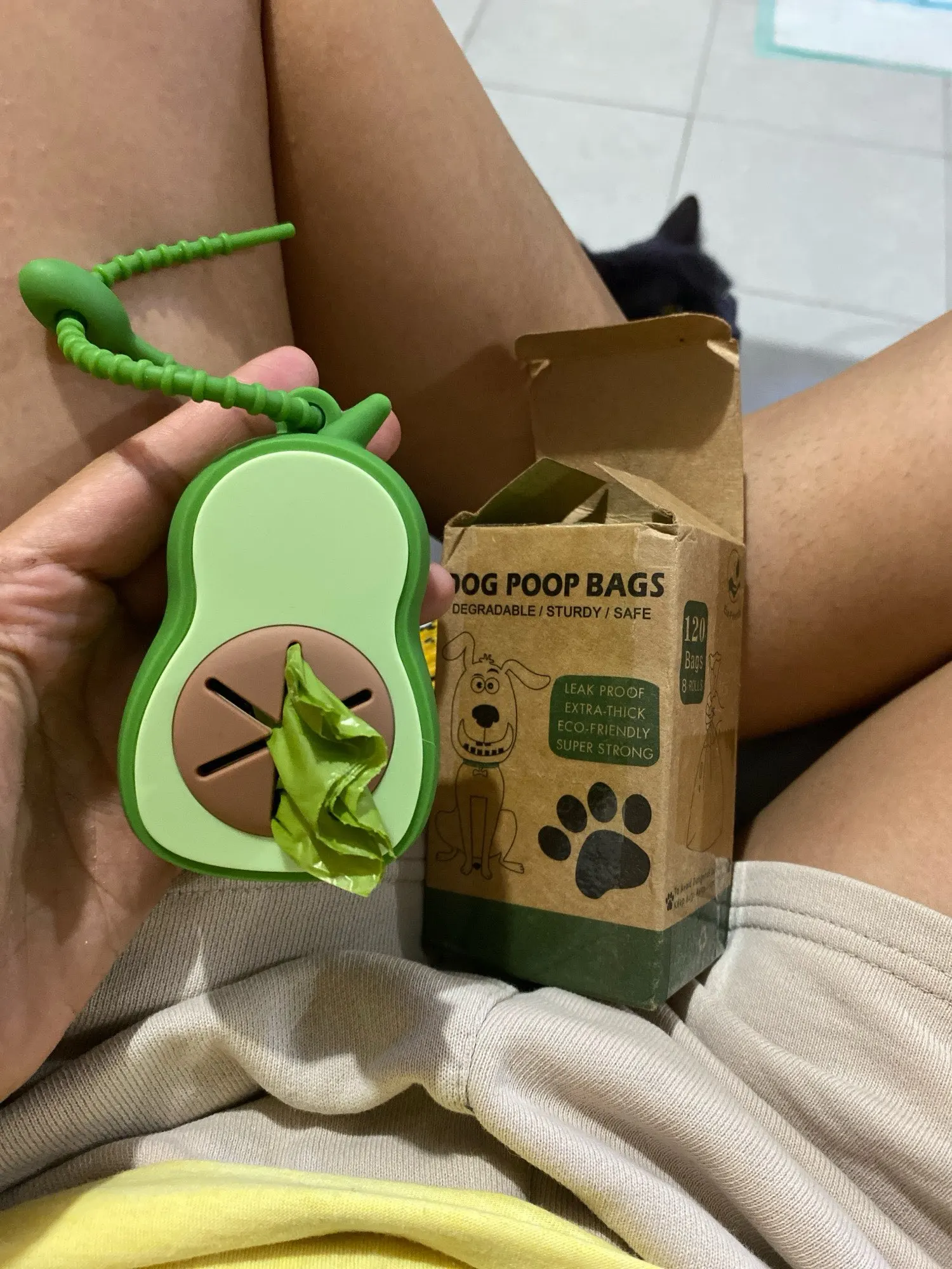 240pcs/16Rolls Thick Dog Poop Bags, Leak Proof Pet Waste Bag For Dog Outdoor Walking photo review