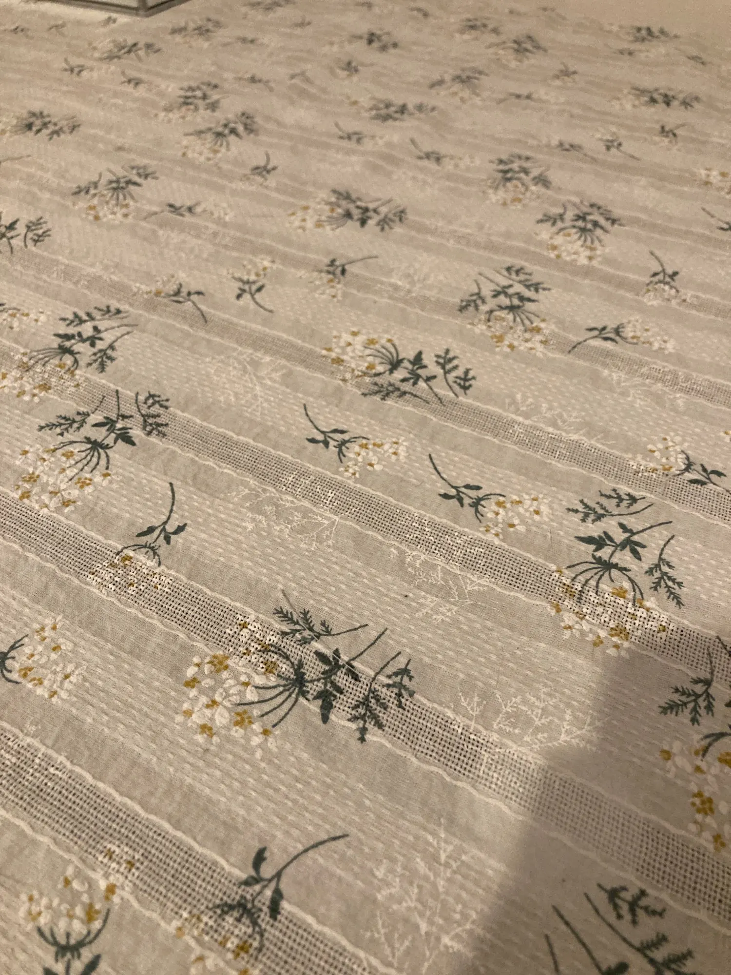 Nappe fleurie en coton