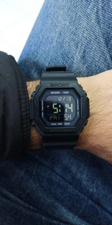 SKMEI 1988 Digital Sport Watch for Men - LED, Waterproof photo review