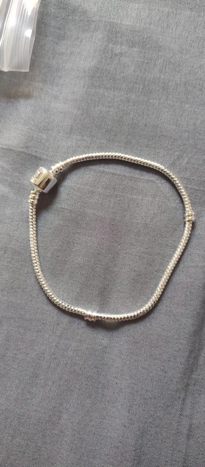 Joyería fina Original hecha a mano de lujo, pulsera de plata de ley 925 con dijes, pulseras suaves y lisas de hueso de serpiente para mujer photo review