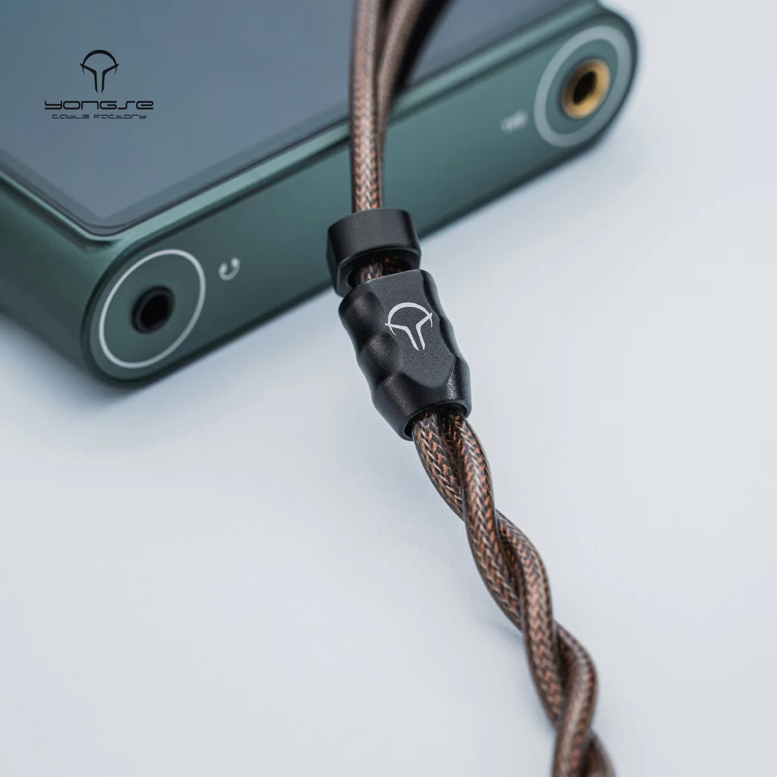 YONGSE Mech-X 銀メッキ単結晶銅 + グラフェンシールドイヤホン