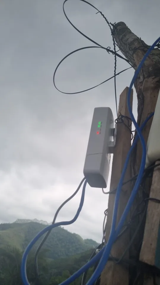 KuWFi 300Mbps 2.4GHz Outdoor CPE Bridge WiFi Router 1KM Range photo review