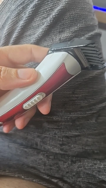 Máquininha De Cortar Cabelo e/ou Barbeador Portátil Aparador Barba 3915 bivolt Recarregável-ENVIO IMEDIATO PARA TODO BRASIL photo review