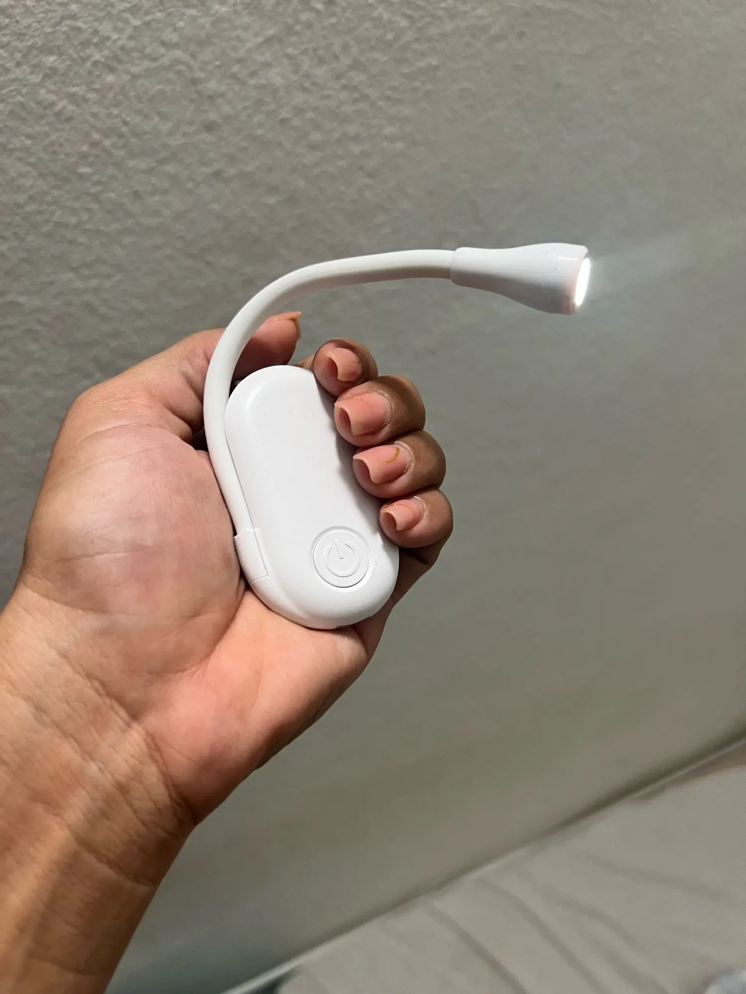New Mini LED Book Light β Rechargeable Eye Protection Reading Lamp with 3-Color Modes & 360Β° Flip