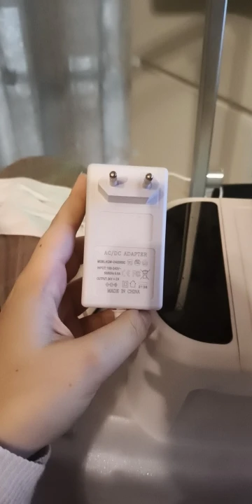 5.5mm x 2.1mm Universal Switch Power Supply LED Driver 100-240V AC to 12V 24V Converter Power Adapter 2A 3A Charger photo review