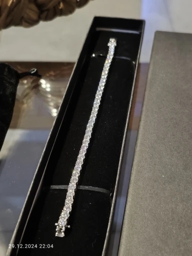 Sparkl365 Moissanite™ FOREVER SPARKLING Tennis Bracelet [18K White Gold OR Gold over Silver S925]