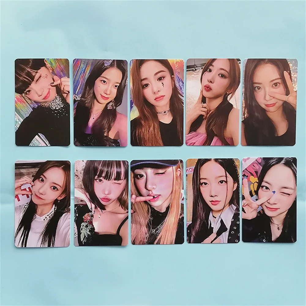 

Kpop 5PCS/Set LE SSERAFIM Photocard New Album Antigraflm LOMO HD Photo Cards For Fans SAKURA KIMCHAEWON YUNJIN KAZUHA