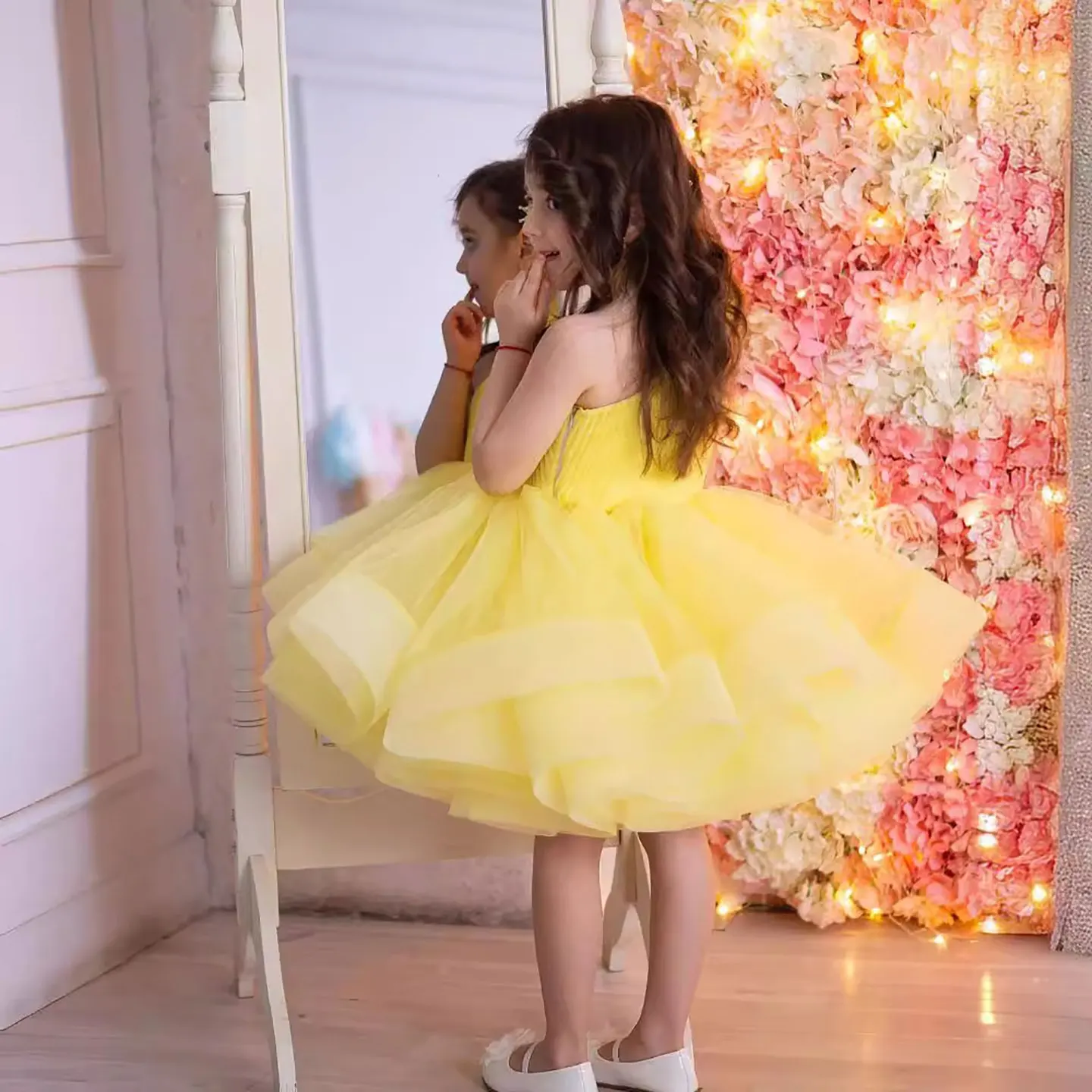 Dreamy Vow D055 Glamorous One-Shoulder Yellow Tulle Flower