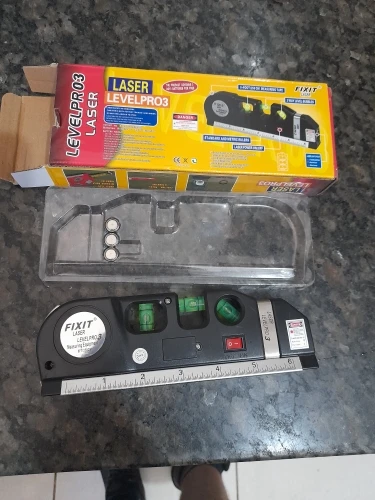 Ferramenta de Medição 4 em 1 - Nível Laser photo review