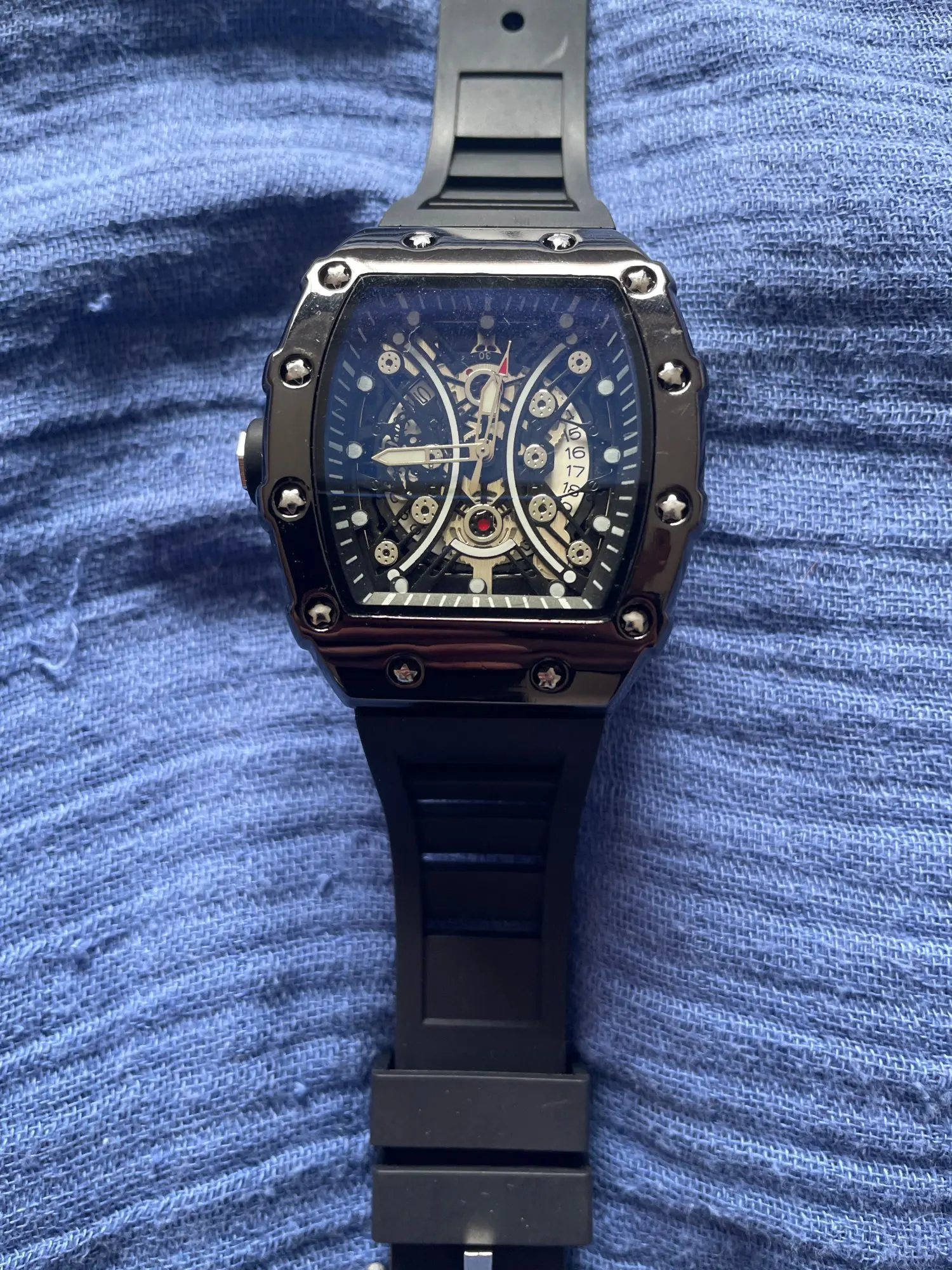 Relógio masculino luz marca de luxo barril vinho dial moda noite brilho relógio esportivo calendário reloj l146 photo review