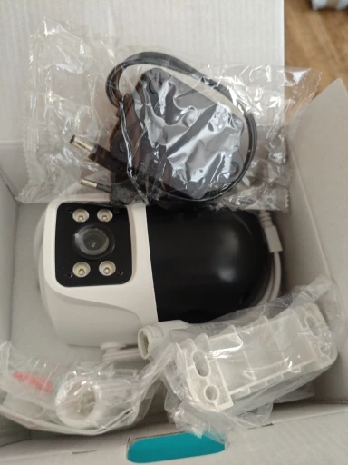 Three Lens PTZ IP Camera Outdoor HD Three Screen WiFi Security Camera Auto Tracking Dual Len Wirelss CCTV Camera iCsee photo review