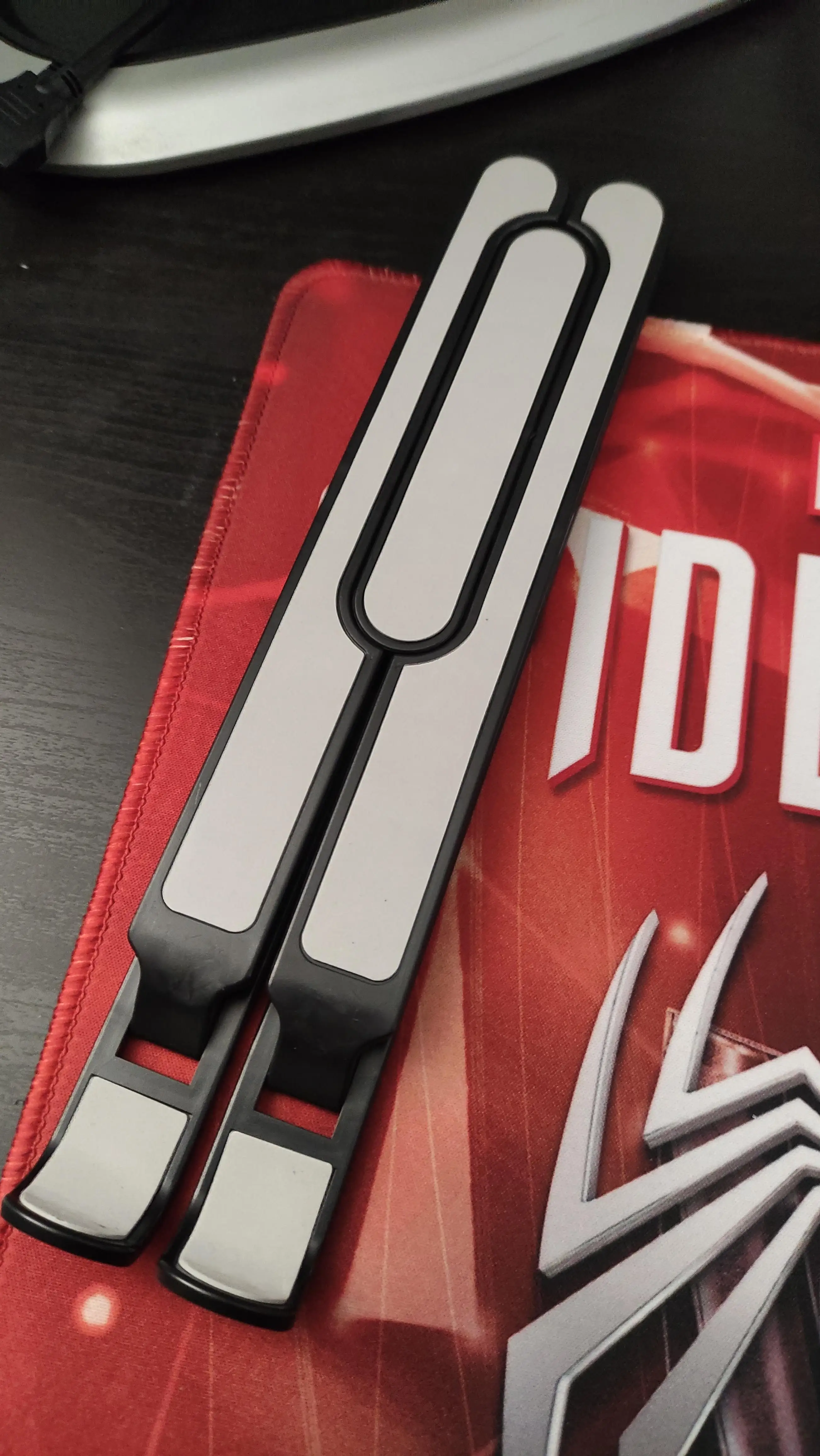 Support ordinateur portable pliable et réglable