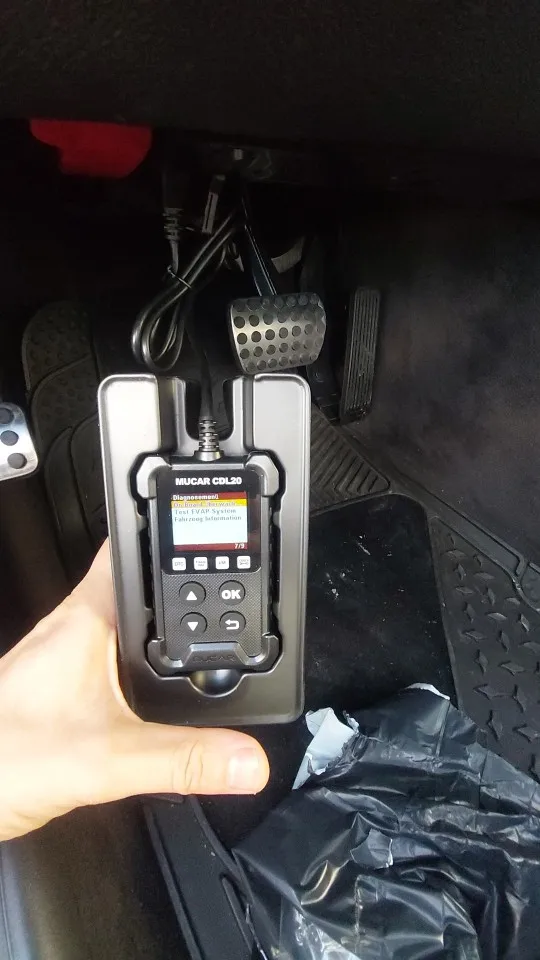 Scanner Diagnostic Auto Mucar OBD2 CDL20 - Compatible Toutes Voitures Après 1996/2000, Mise à Jour Gratuite