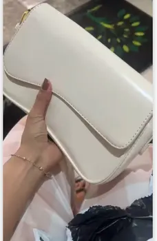 The Aria Shoulder Bag